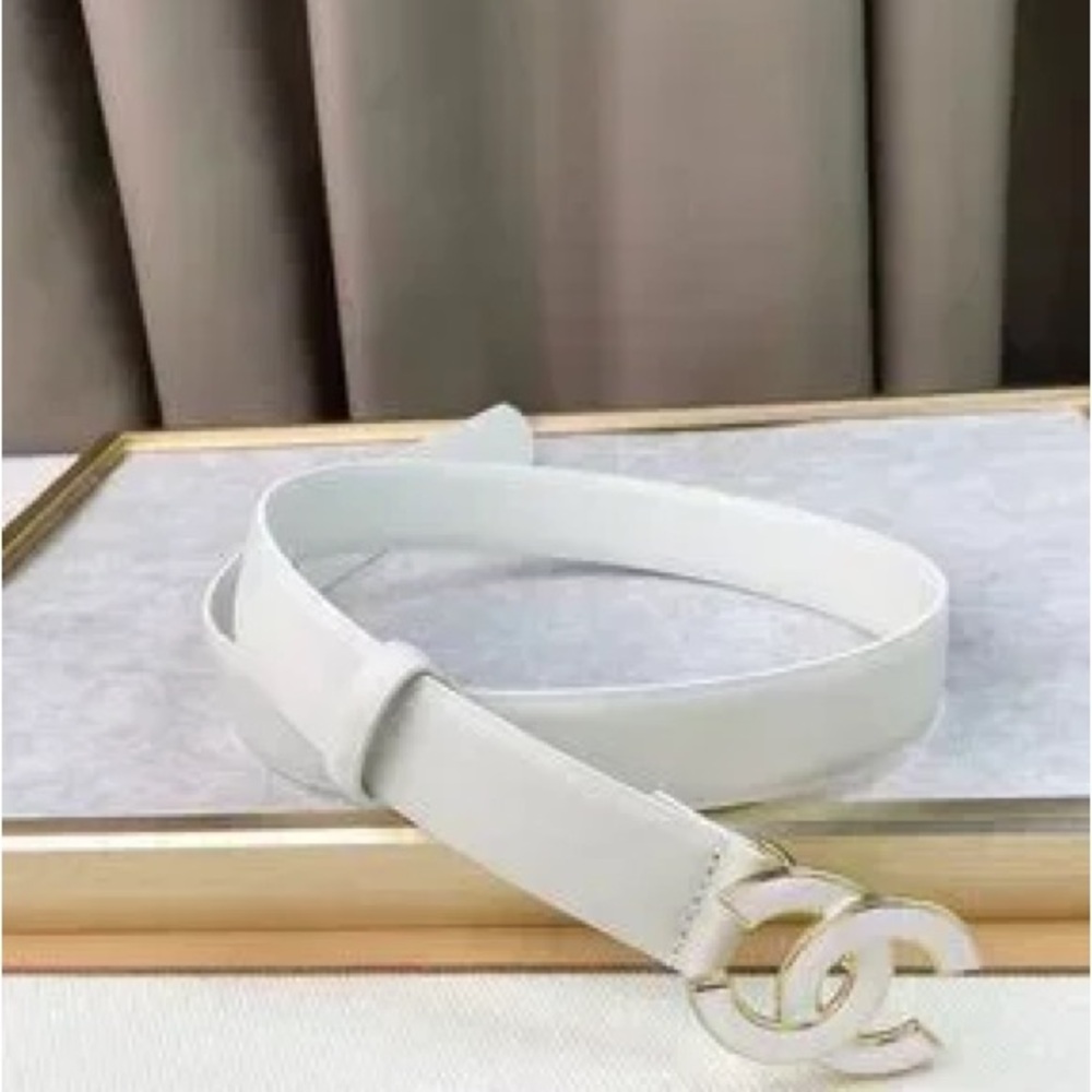 CHANEL White Women's Belt, Size 90 No scratches, what you see is what you get - Picture 3 of 5